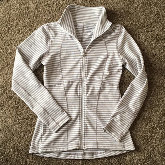 Reebok Sweaters - Full zip Reebok sweatshirt